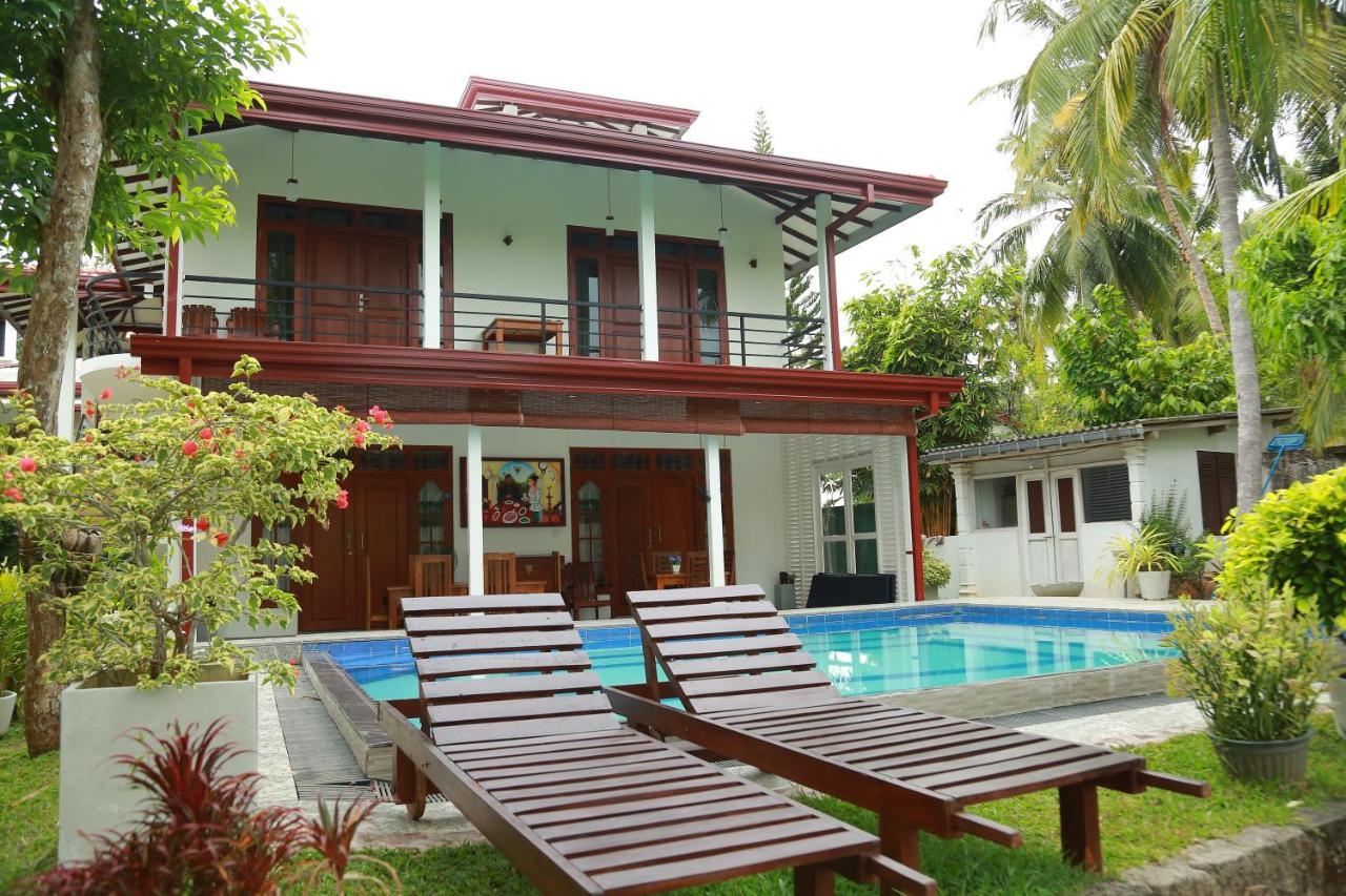 Villa A.SMS Induruwa Esterno foto